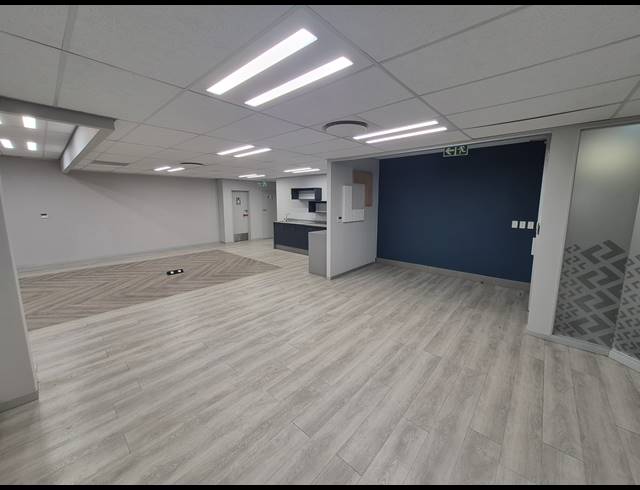 403M² OFFICE TO LET IN RIVONIA